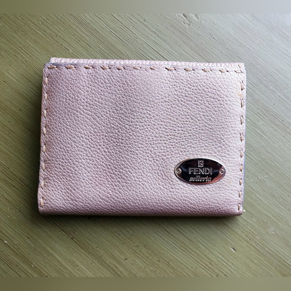 EUC Fendi Selleria Bifold Wallet Full Inclusion